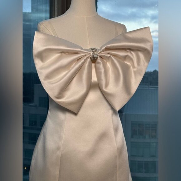 🆕 BRONX & BANCO 🧿 NWOT Evie White Strapless Bow Mini Dress, Sz L US 8 - Picture 13 of 16